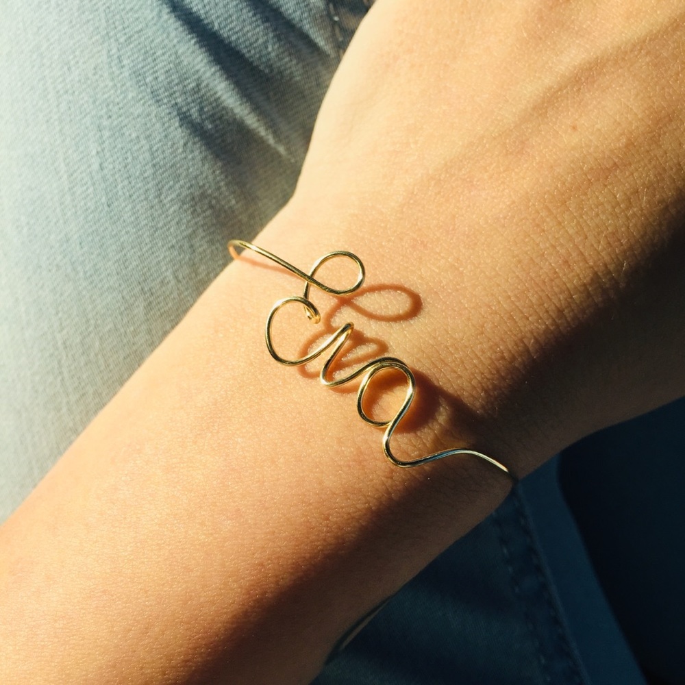 🎉Hp 🎉 Dainty Custom Wire Name Bracelet Handmade - Picture 2 of 6